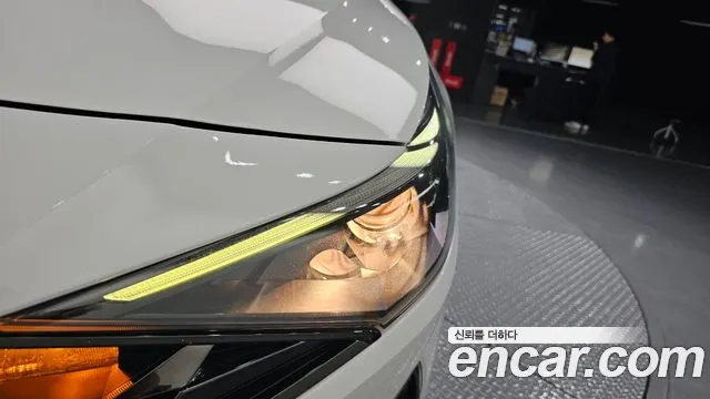Hyundai Elantra 2020 thumb 4
