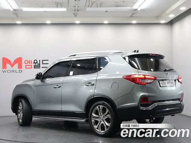KGM Rexton 2018 thumb 4