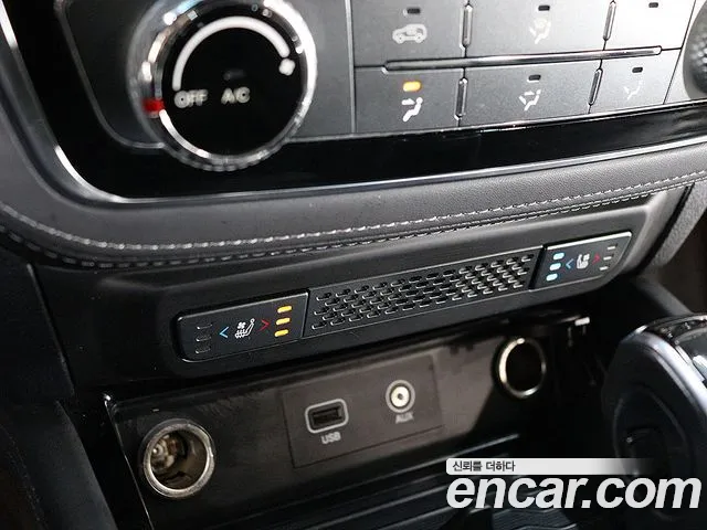 KGM Rexton 2018 thumb 6