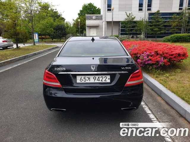 Hyundai Equus 2013 thumb 3