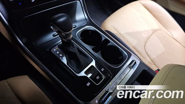 Kia Carnival 2020 thumb 9