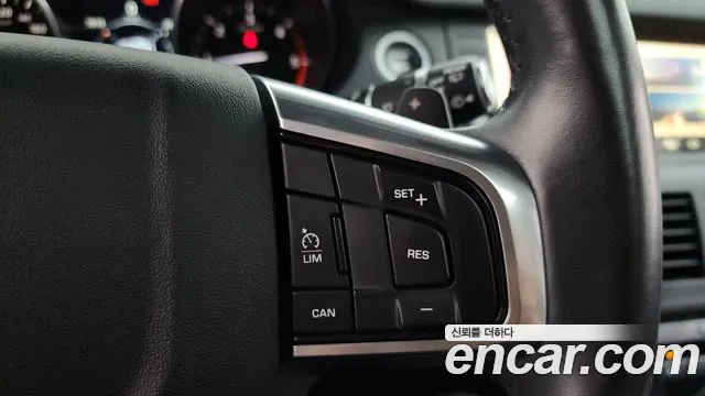 Land Rover Discovery Sport 2017 thumb 4