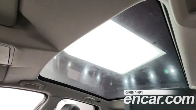 Land Rover Discovery Sport 2017 thumb 5