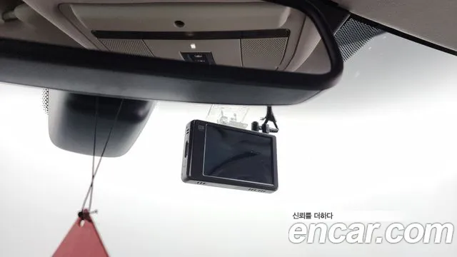 Land Rover Discovery Sport 2017 thumb 11