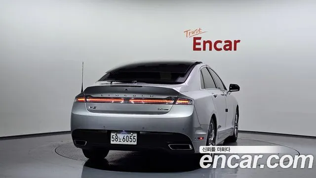 Lincoln MKZ 2014 thumb 12