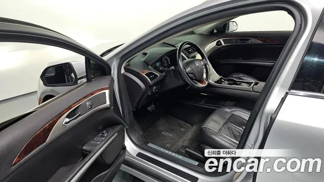 Lincoln MKZ 2014 thumb 6