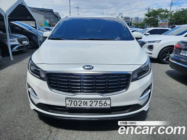 Kia Carnival 2019 thumb 5