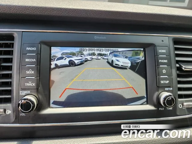 Kia Carnival 2019 thumb 12