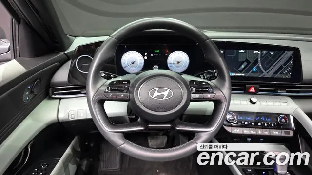 Hyundai Elantra 2023 thumb 9