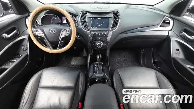Hyundai Санта Фе 2015 thumb 8
