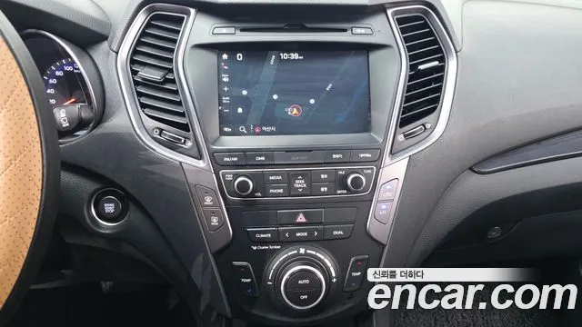 Hyundai Санта Фе 2015 thumb 12