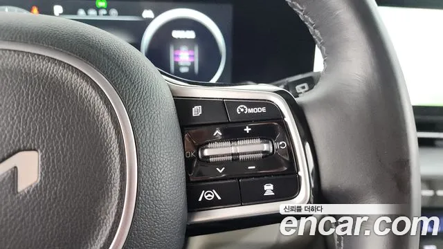 Kia Carnival 2023 thumb 10