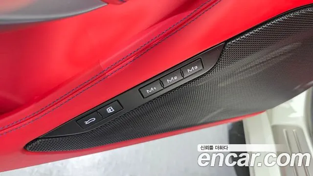 Ferrari F8 2020 thumb 7