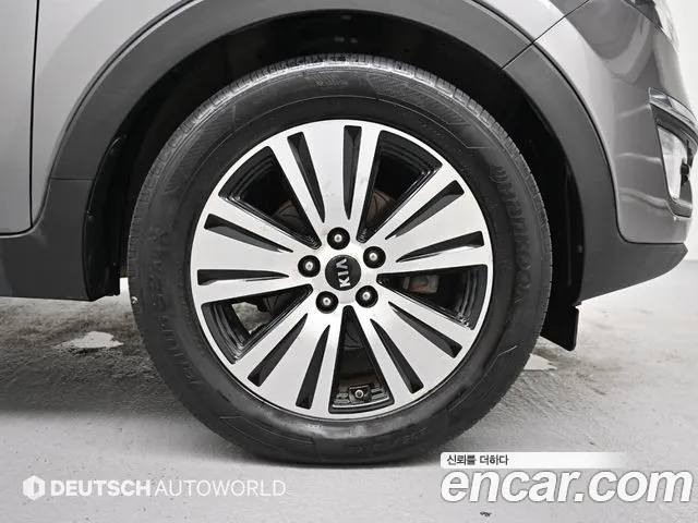 Kia Sportage 2015 thumb 8