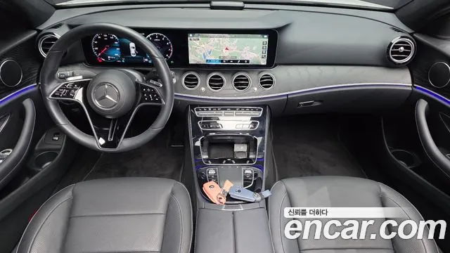 Mercedes-Benz E-Class 2022 thumb 6