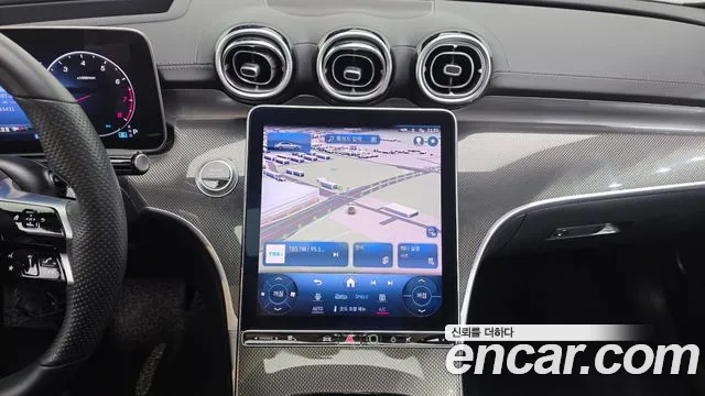 Mercedes-Benz C-Class 2022 thumb 10