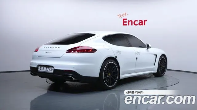 Porsche Panamera 2014 thumb 12