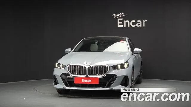 BMW 5 серии 2025 thumb 11