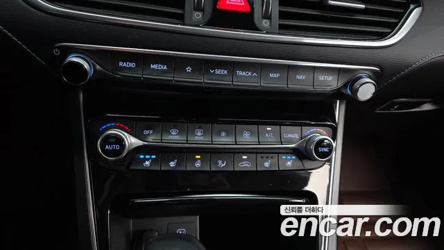 Hyundai Grandeur 2017 thumb 4
