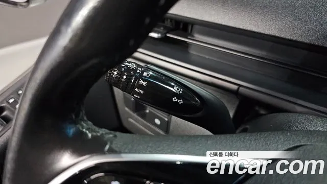 Hyundai Staria 2022 thumb 11