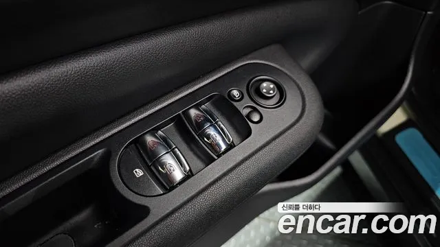 Mini Clubman 2021 thumb 8