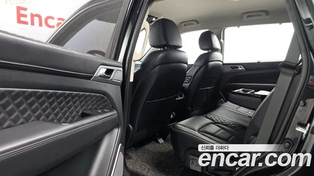 KGM Rexton 2020 thumb 4