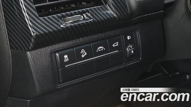 KGM Rexton 2020 thumb 11
