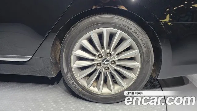 Hyundai Equus 2014 thumb 3