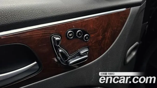 Hyundai Equus 2014 thumb 10