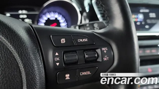 Kia Carnival 2019 thumb 4