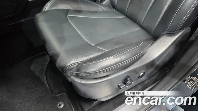 KGM Rexton 2022 thumb 12