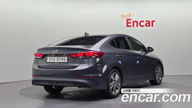 Hyundai Avante 2017 thumb 4