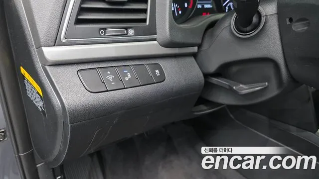 Hyundai Avante 2017 thumb 11