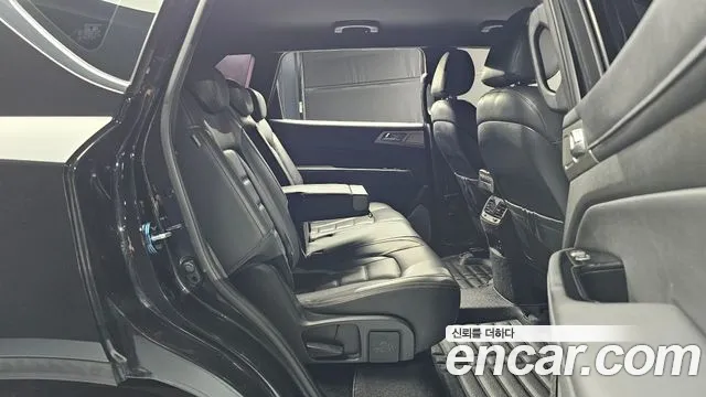 KGM Rexton 2018 thumb 3