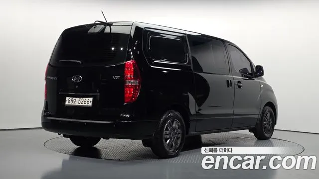 Hyundai Staria 2017 thumb 10