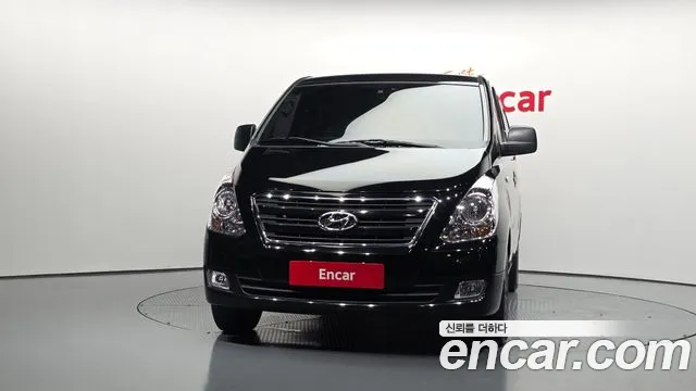 Hyundai Staria 2017 thumb 5