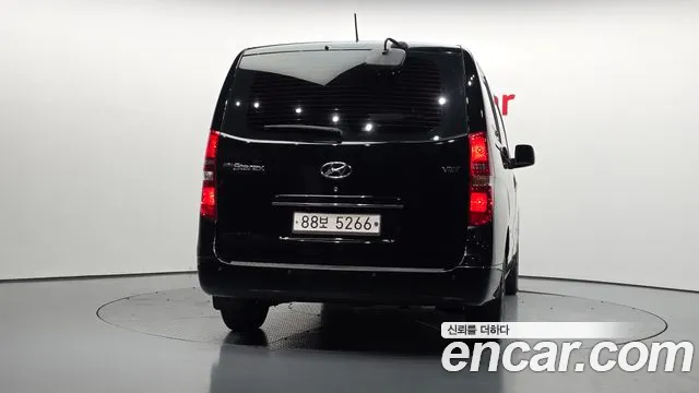 Hyundai Staria 2017 thumb 8