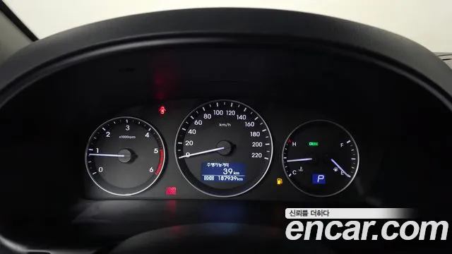 Hyundai Staria 2017 thumb 11