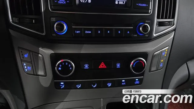 Hyundai Staria 2017 thumb 2