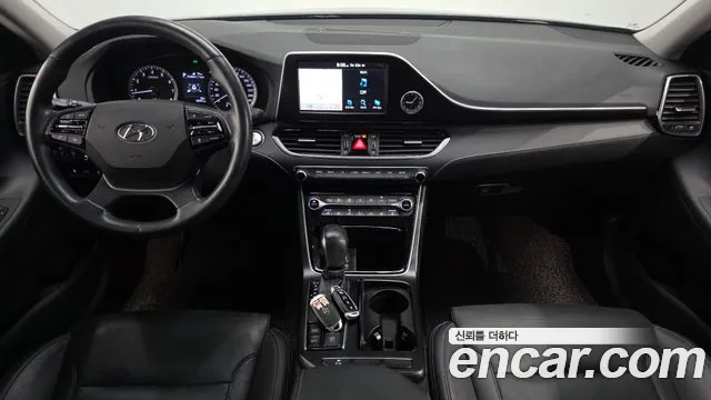 Hyundai Grandeur 2017 thumb 11