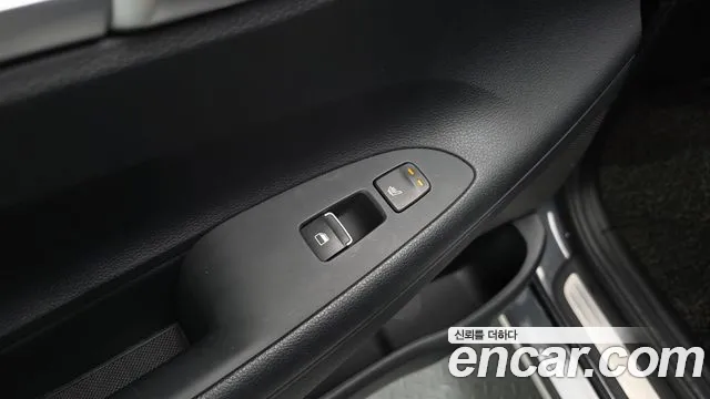 Hyundai Grandeur 2017 thumb 5