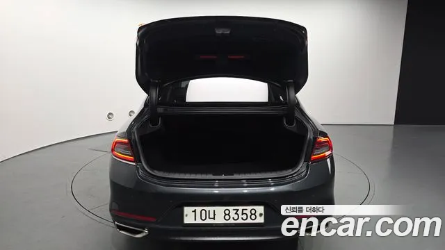 Hyundai Grandeur 2017 thumb 9