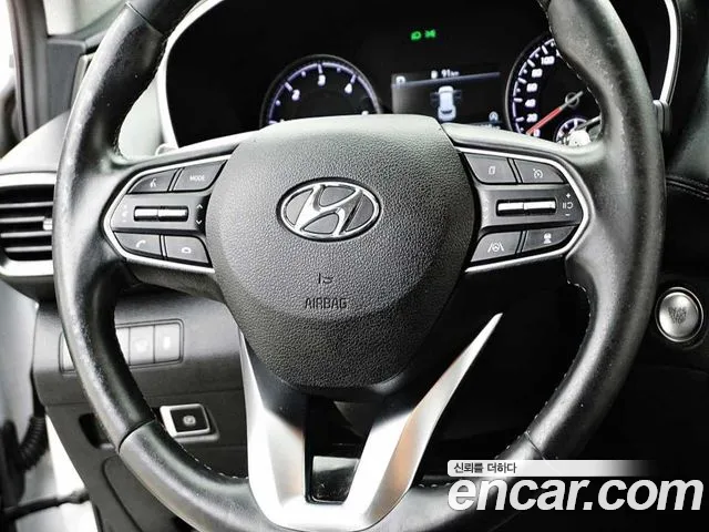 Hyundai Santa Fe 2021 thumb 9