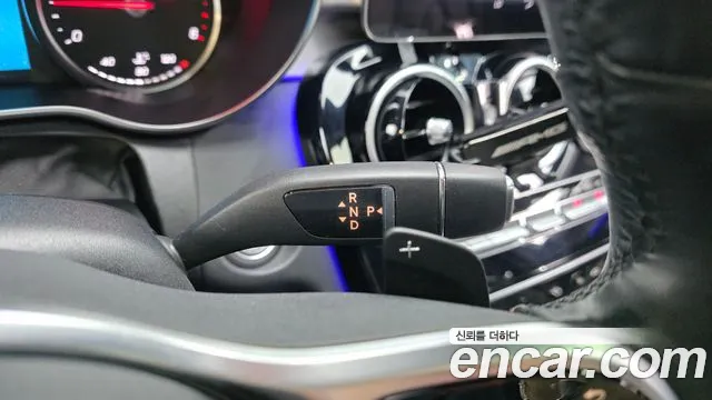 Mercedes-Benz C-Class 2020 thumb 5
