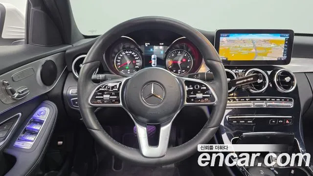 Mercedes-Benz C-Class 2020 thumb 2
