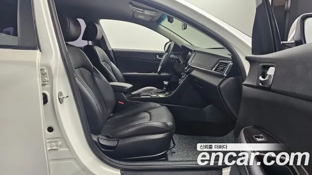 Kia K5 2016 thumb 9