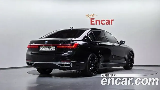 BMW 7 серии 2020 thumb 11