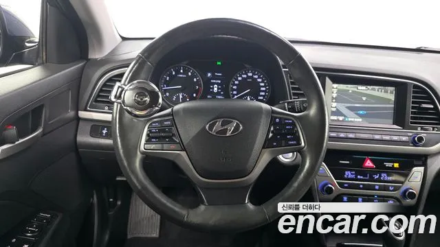 Hyundai Avante 2016 thumb 4