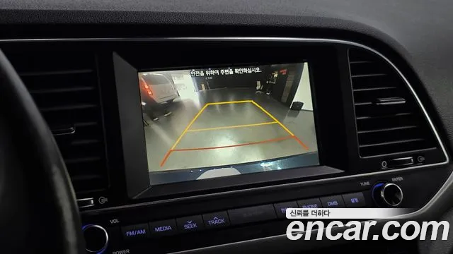 Hyundai Avante 2016 thumb 2
