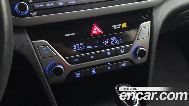 Hyundai Avante 2016 thumb 8